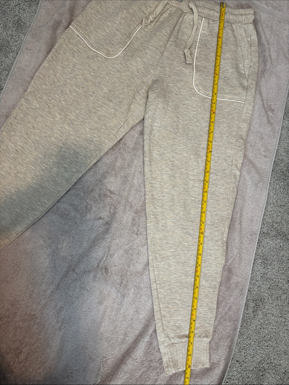 Jane and Delancey Women's Light Cream Crewneck Sweatshirt & Jogger Set - Size M - Picture 12 of 16